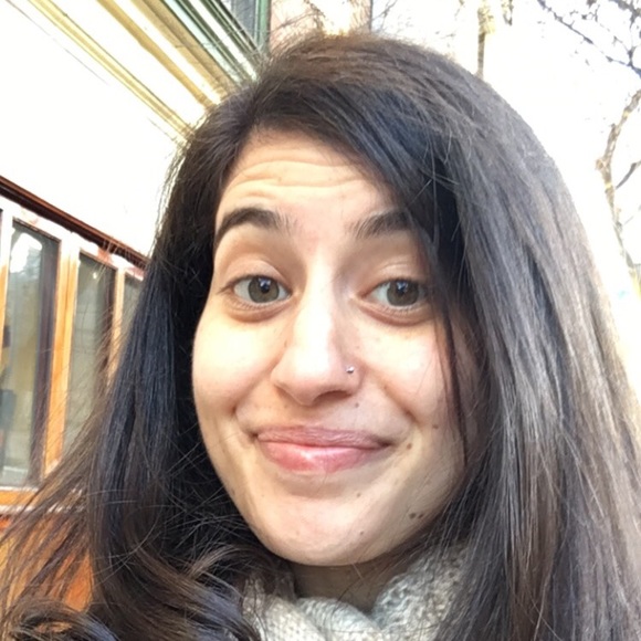 Meet your Posher, Rachel - Picture 1 of 1